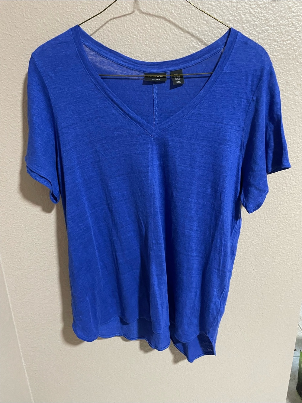 Tahari linen Women's V-Neck Short Sleeve Top - Cobalt Blue